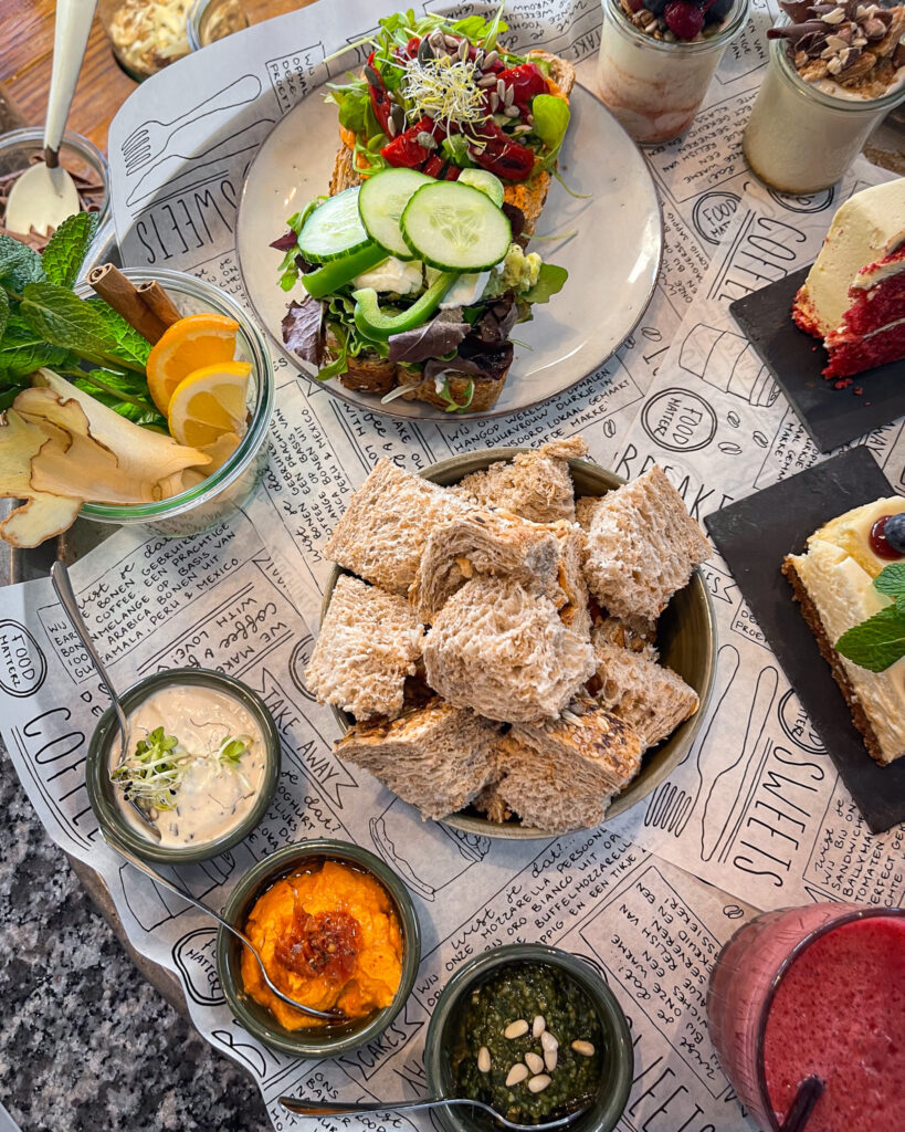 high tea in centrum Groningen | vegan, vegetarisch, biologisch, het goede van de natuur, rechtstreeks van de boer | Food Matterz Groningen
