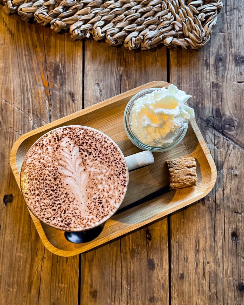 Bewust genieten Groningen, bewustzijn Groningen, bewust stilstaan Groningen, restaurant Groningen, Ambacht Groningen, ambachtelijk restaurant, ambachtelijk restaurant Groningen, eten in Groningen, koffiebar in Groningen, gezond eten in Groningen, zelfbewust